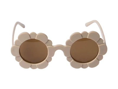 Lil\' Atelier solbriller i beige nuance set forfra