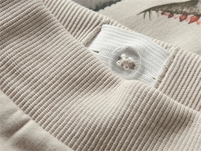 Name It sweatpants i lys beige nuance pumice stone med elastik i taljen