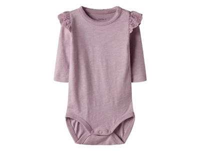 Name It body i rosa nuance dawn pink med flæsedetaljer