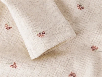 Name It bluse i beige nuance peyote melange med ribstruktur