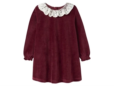 Name It velourkjole i burgundy med blondekrave