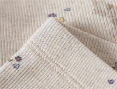 Name It rib leggings i beige nuance med elastik i taljen