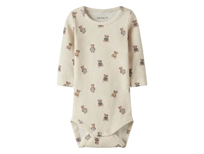 Name It body i beige nuance med bamseprint