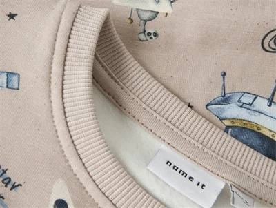 Name It sweatshirt chateau gray rum print detalje