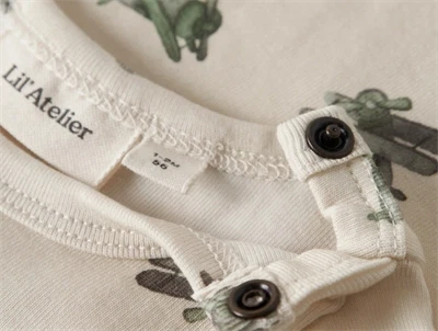 Lil\' Atelier body coconut milk med trykknapper