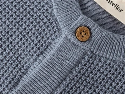 Lil\' Atelier strikcardigan i blå nuance med ribkant