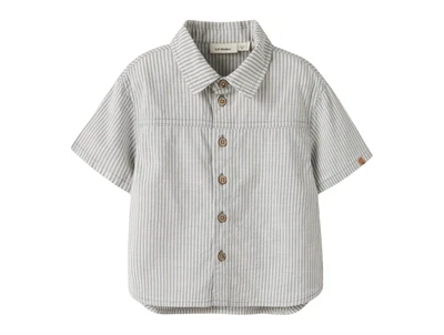 Lil' Atelier skjorte i råhvid nuance med smalle striber