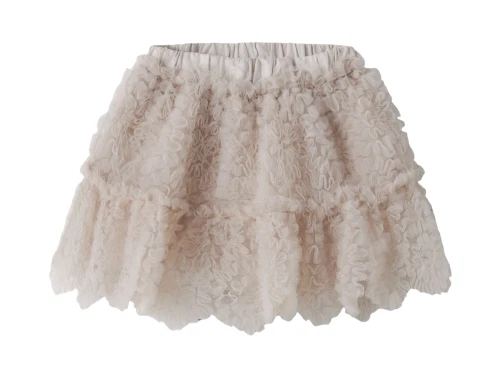 Lil\' Atelier nederdel i beige nuance med tyl og blomsterstruktur set forfra