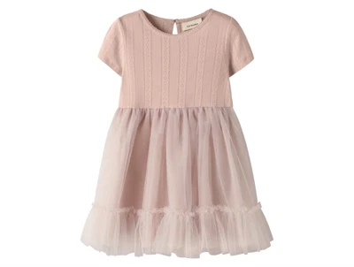 Lil\' Atelier kjole i lyserod nuance med struktur i stoffet