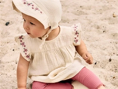 Name It baby tunika i muslin med flæser