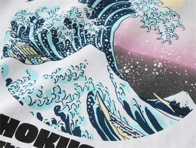 Name It t-shirt i bright white med Hokusai print detalje
