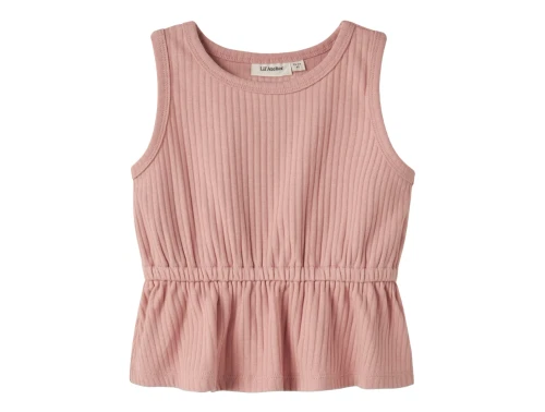 Lil\' Atelier top i rosa nuance med ribstruktur og uden aermer