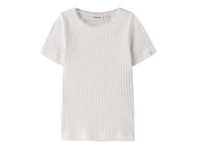 Lil' Atelier t shirt i rahvid nuance med rib og blondekant