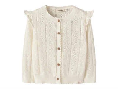Lil Atelier cardigan i råhvid nuance med hulmønster og flæser forfra