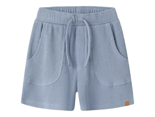 Lil Atelier shorts i blå nuance med struktur og snøre forfra