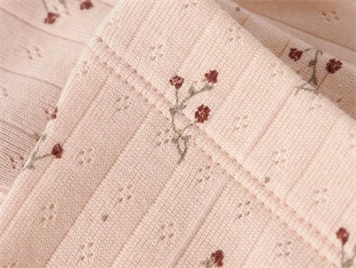 Lil\' Atelier leggings i sart lyserød nuance med fint blomsterprint