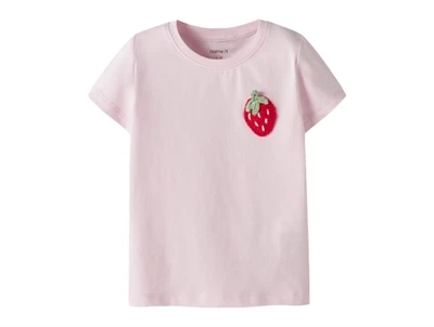 Name It t shirt i lyserød nuance med jordbær detalje foran