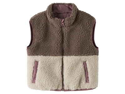 Name It teddyvest i beige og brun nuance wistful mauve set forfra