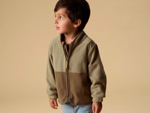 Lil\' Atelier fleecejakke i shiitake båret af barn