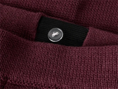 Taljedetalje på Lil\' Atelier strikbukser