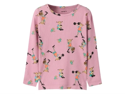 Name It ribbluse i lyserød med Pippi Langstrømpe allover print