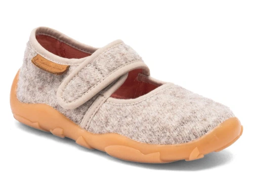bisgaard maddy hjemmesko i sandfarvet uld set forfra