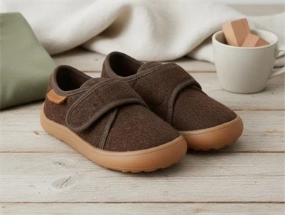 Bisgaard Pav hjemmesko brun uld med velcro og gummisål