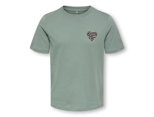Kids ONLY t shirt i grøn med hjerteprint set forfra