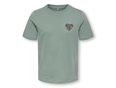 Kids ONLY t shirt i grøn med hjerteprint set forfra