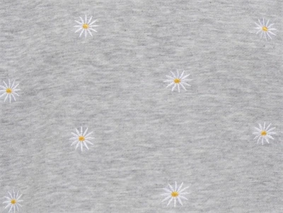Kids ONLY sweatshirt i grå med blomsterbroderi closeup