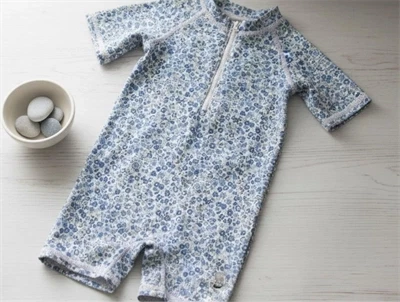 Wheat blue flower meadow badedragt Cas UVA+UVB 40+