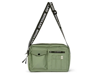 Mads Nørgaard Cappa taske i støvet grøn med sort logorem