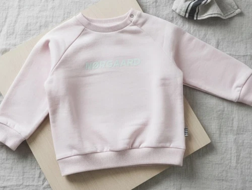 Mads Nørgaard pink sweatshirt Sirius