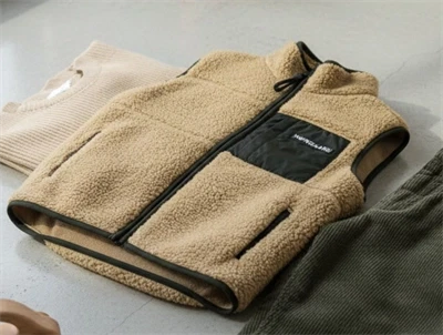 Mads Nørgaard fleecevest Vilads kelp teddy