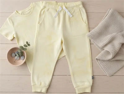 Mads Nørgaard pale banana sweatpants Pavo