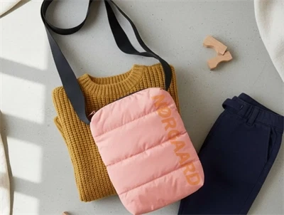 Mads Nørgaard shell pink crossbody taske Fendor (voksen)