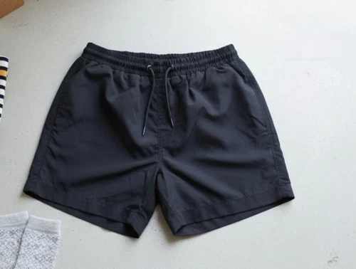 Mads Nørgaard black Sandrino badeshorts