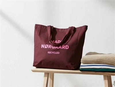 Mads Nørgaard sassafras mulepose Athene (voksen)