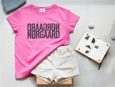 Mads Nørgaard carmine rose t-shirt Tuvina