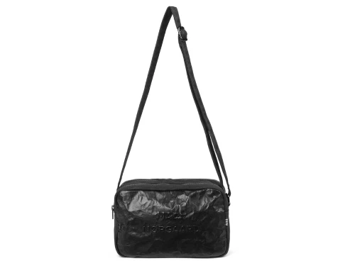 Mads Nørgaard Crinckle Jade taske sort med justerbar skulderrem og præget logo
