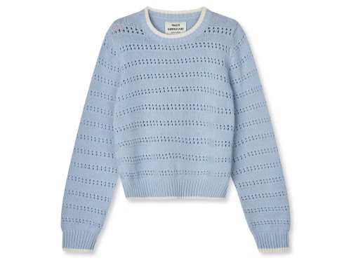Mads Nørgaard strik i cashmere blue og vanilla ice med hulmønster