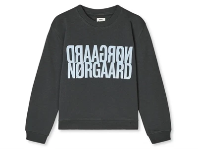 Mads Nørgaard sweatshirt i gråsort med lyseblåt logo