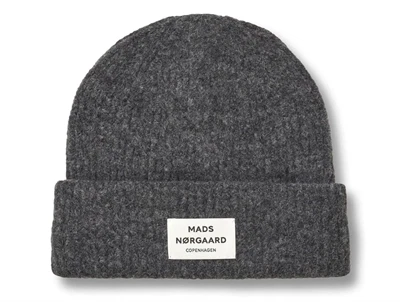 Mads Nørgaard hue i dark grey melange med ribstruktur