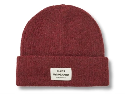 Mads Nørgaard hue i winery med ribstruktur og logo foran