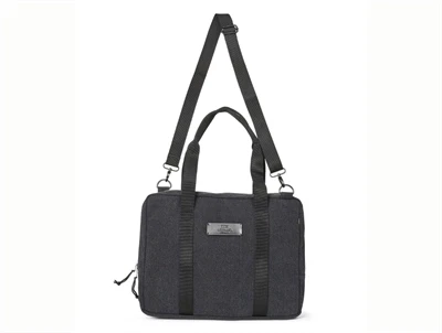 Mads Nørgaard computer taske i sort forfra