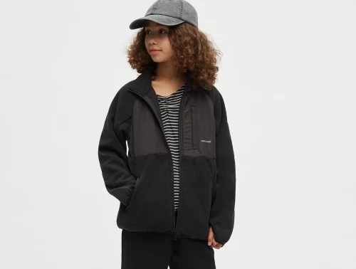 Mads Nørgaard Soft Fleece Taki jakke sort på model