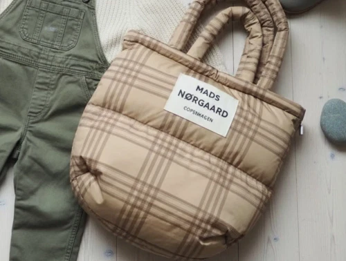 Mads Nørgaard Pillow taske cornstalk/cocoa brown med tern (voksen)