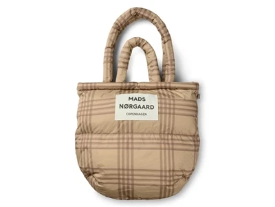 Mads Nørgaard puffertaske med tern i beige og brun