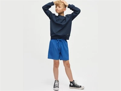 Mads Nørgaard Sandrino shorts blå på model