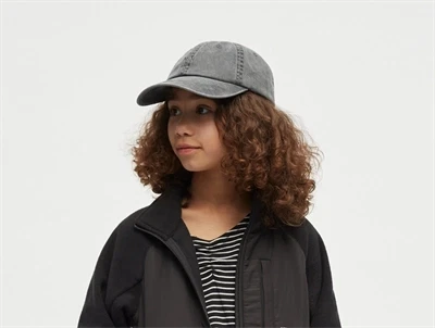 Mads Nørgaard cap sort på model